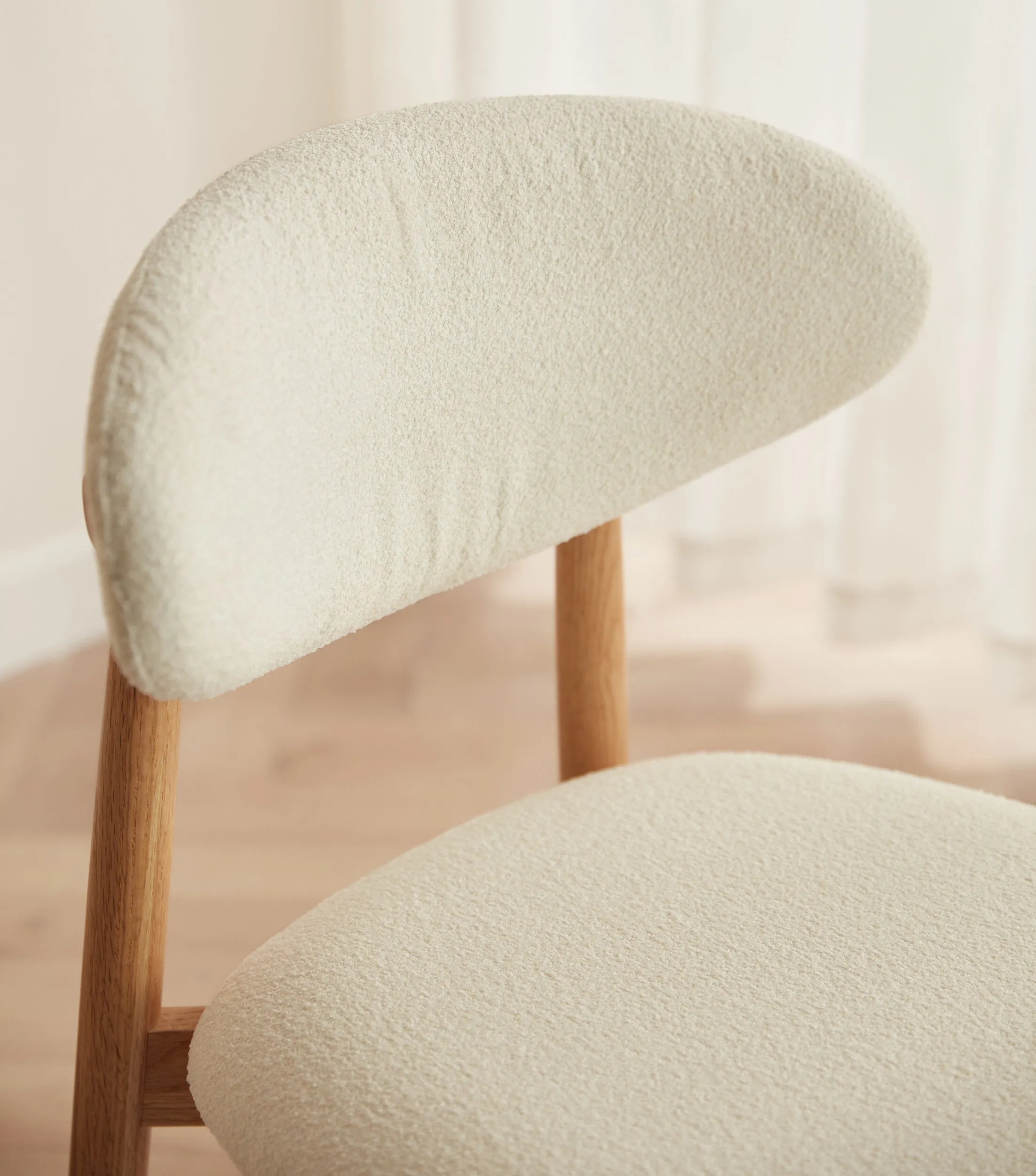 FELIX Boucle Wool Dining Chair