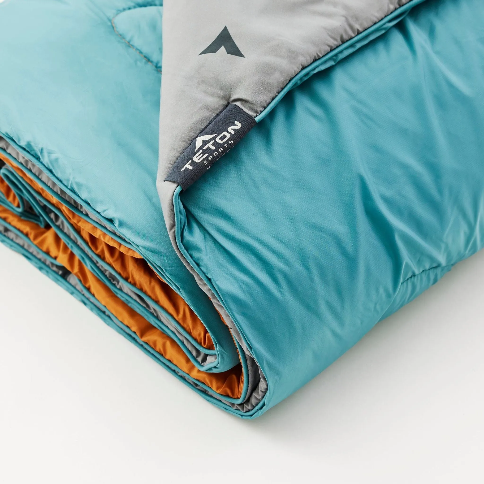 Teton Sports Acadia Mammoth Outdoor Camp Blanket in Teal/Copper