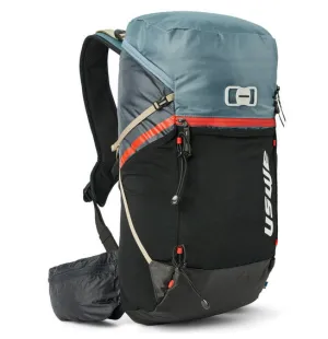 Tracker 22L Daypack